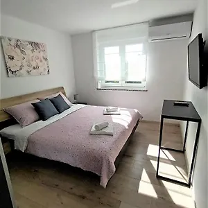 Apartament Dori, Pula