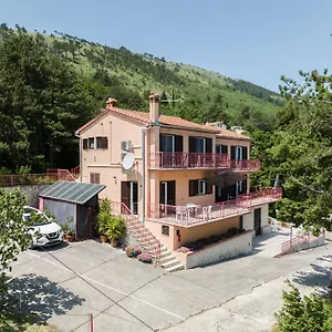 Luxury Seaview Apartman