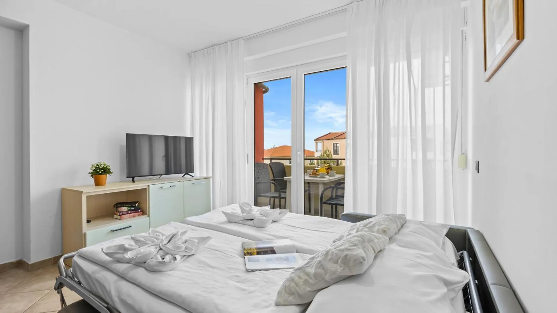 Residence Kamenjak Premantura 0*,  Croatia